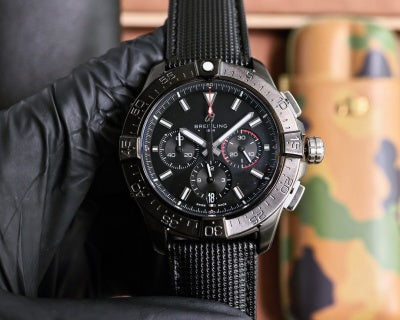 Breitling Avenger Chronograph