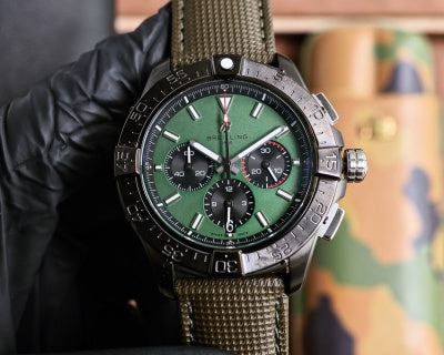 Breitling Avenger Chronograph
