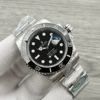 Rolex Submariner Date