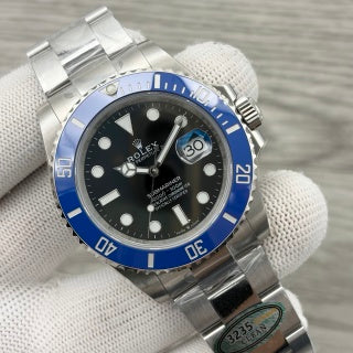 Rolex Submariner Date