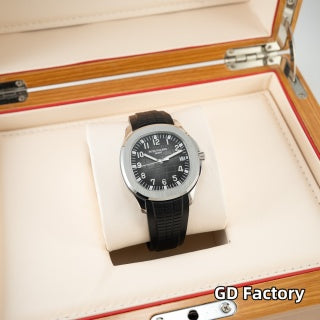 Patek Philippe Aquanaut Ref.5167A-012